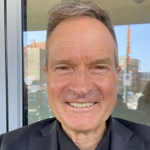 Image of Chris Burns